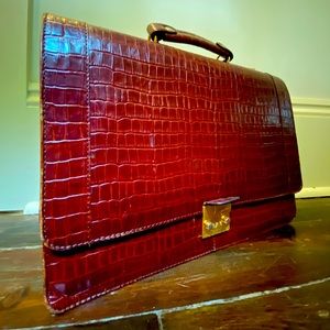 Exquisite Dilana Alligator Skin Attaché